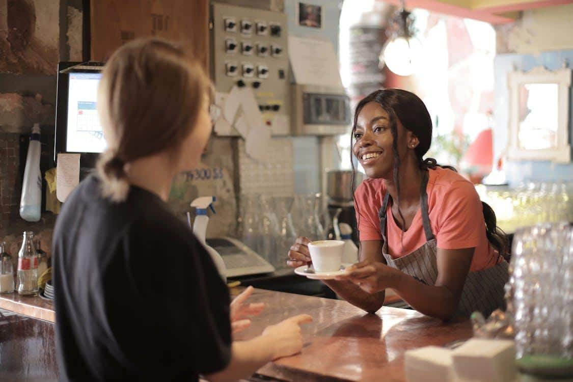 How to Improve the Retail Customer Experience in Stores